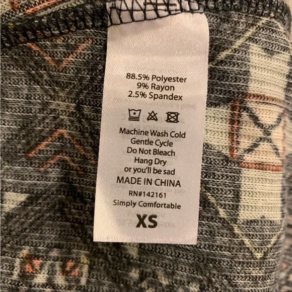 Lularoe Sarah Duster - Picture 4 of 4